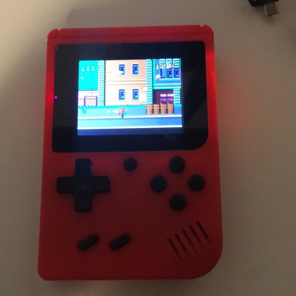 GAME BOX RECHARGABLE HAND HELD GAMING SYSTEM 200 GAMES PRELOADED NEVER USED. NEW - Picture 2 of 7